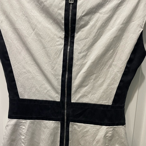 Karen Millen Elegant Black and White Women's Dress size 6

0016 - Picture 4 of 8